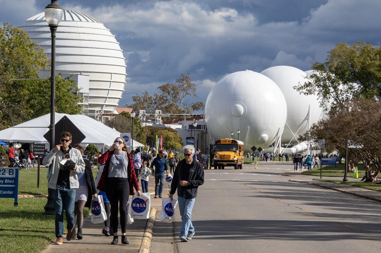 More than 37,000 people registered to attend the NASA Langley open house. Starting with the Annual 5K Moon Walk Run and the talented Nils Larson, X59 pilot and Astronaut Victor Glover reunited at Langley’s hangar and hosted by Center Director Clayton Turner.